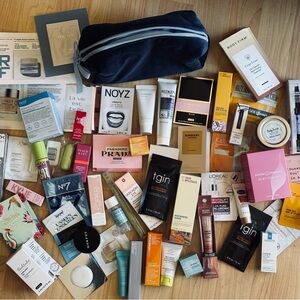 💗 NEW Ginormous 60 piece Beauty Bundle Skin Makeup Hair Fragrance💗